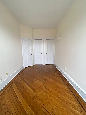 Rented by Compass | media 40