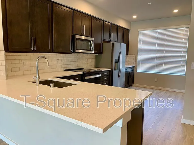 14925 44th Ave W #B3 — Photo 4