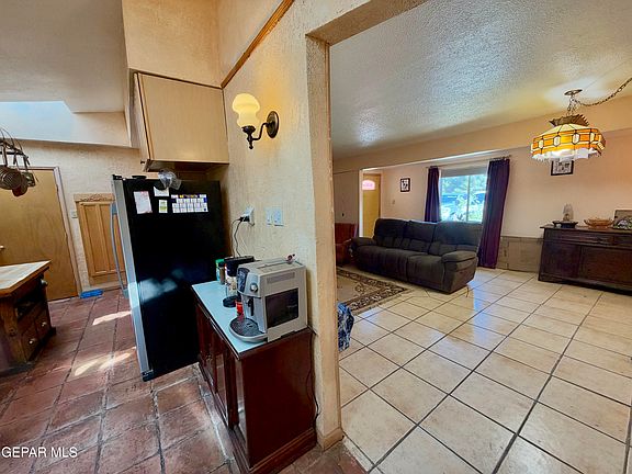 4th image of 3305 Tyrone Rd
