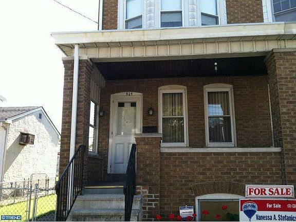 2nd image of 1129 Genesee St