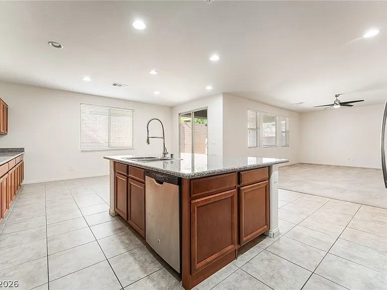 107 Nola Stream Ct — Photo 8
