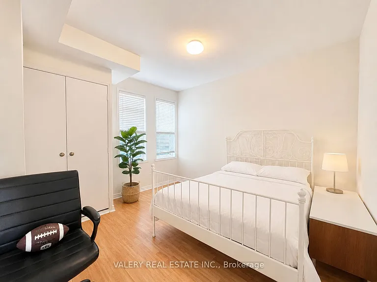 79 Port Union Rd — Photo 14