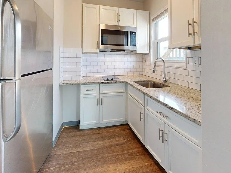 298 Meridian St #1 — Photo 1