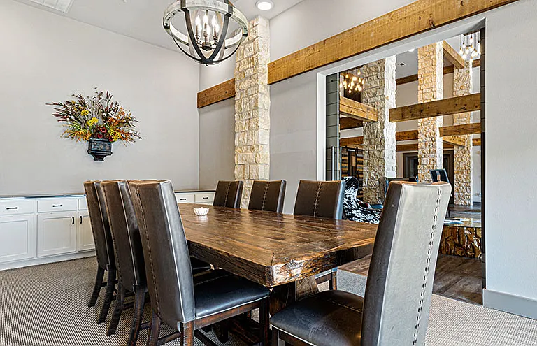 Hickory Creek Ranch Apartments — Photo 9