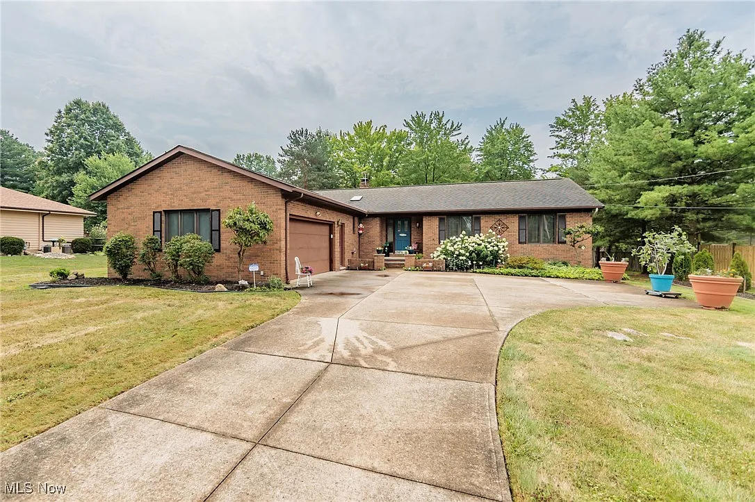 4799 Wiltshire Rd photo 1