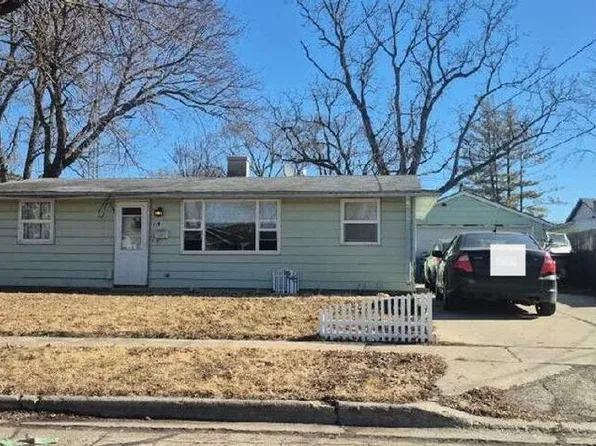 116 Home Dr, Dekalb, IL 60115