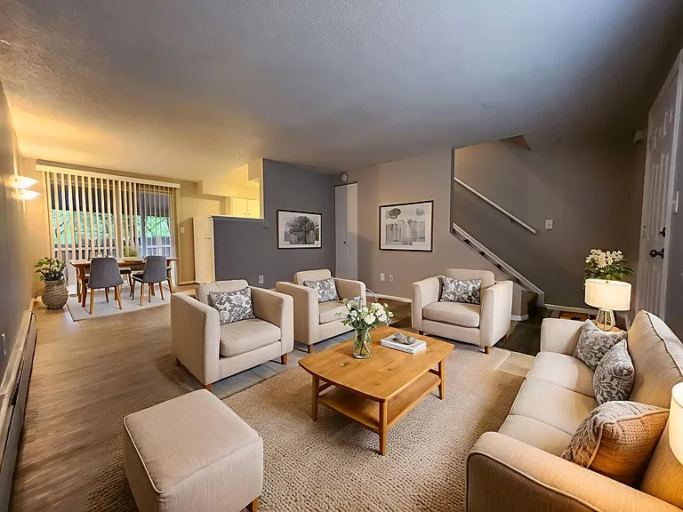 1624 S Cascade Ave #F — Photo 1