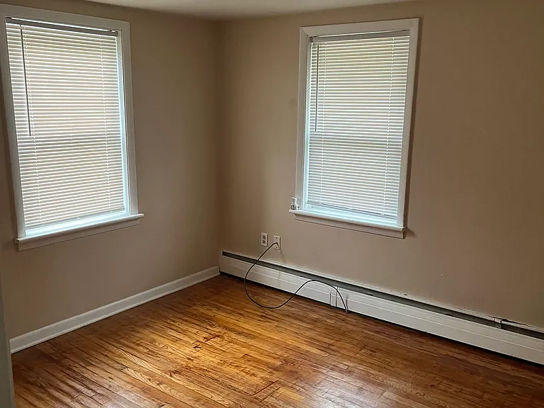 225 Ridge Ave #4 — Photo 4