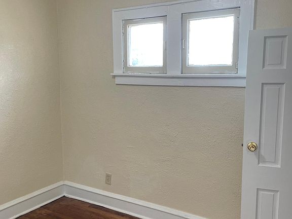 5th image of 2427 W Nash St #2429