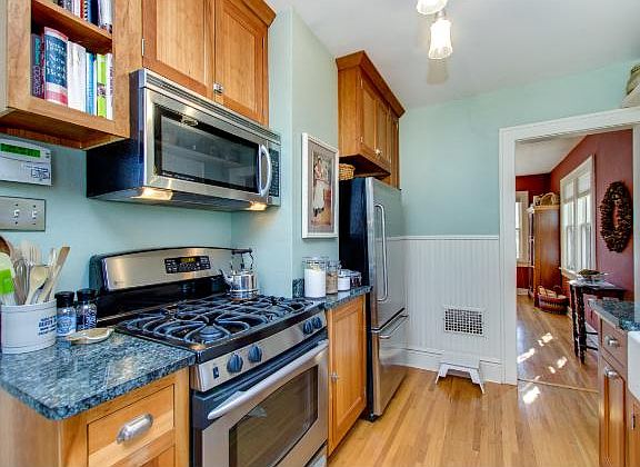 2nd image of 2848 42nd Ave S