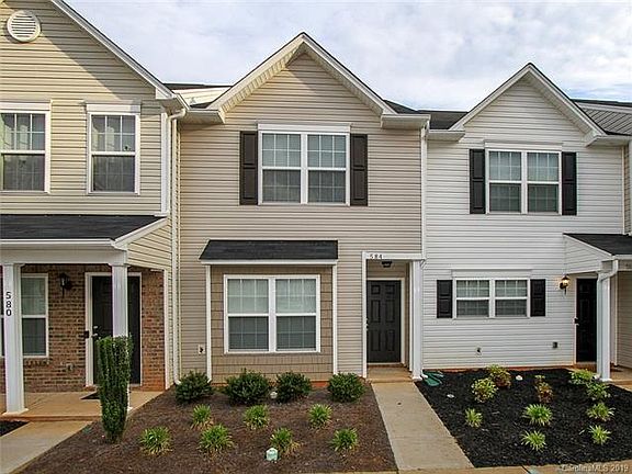 2nd image of 584 Fawnborough Ct