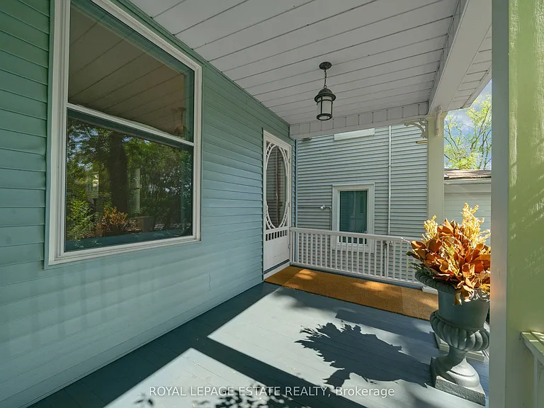 101 Silver Birch Ave — Photo 6