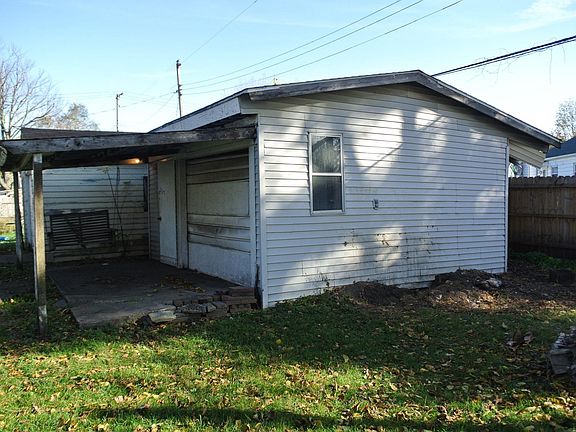 5th image of 3211 W Dunham St