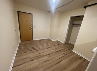 6 1/2 - 14 1/2 North Winooski Avenue, Burlington, VT 05401