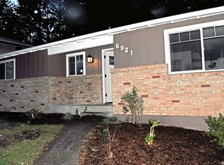 6921 44th St W, University Place, WA 98466