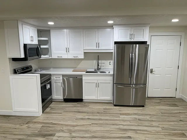 1194 E Hawberry Cir #A — Photo 28