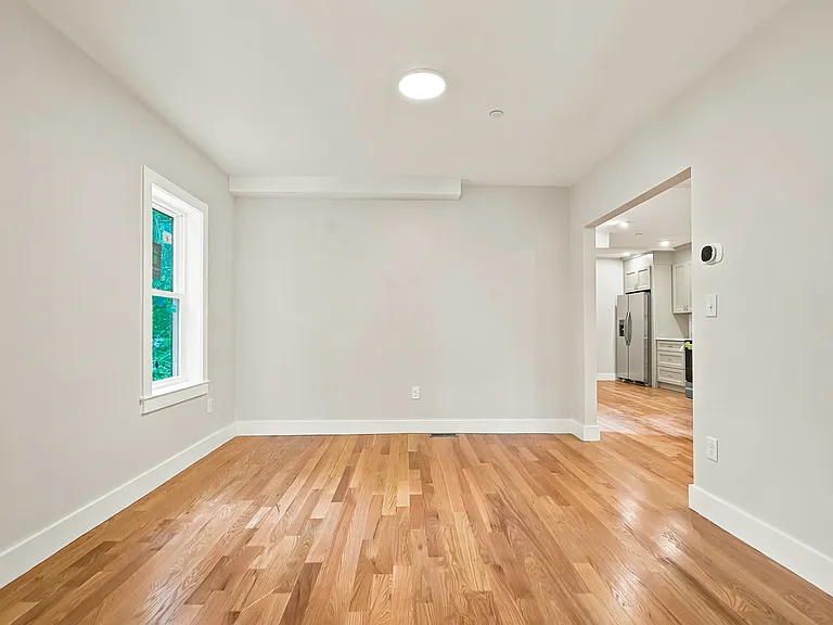 4A Mayhew St #A — Photo 4
