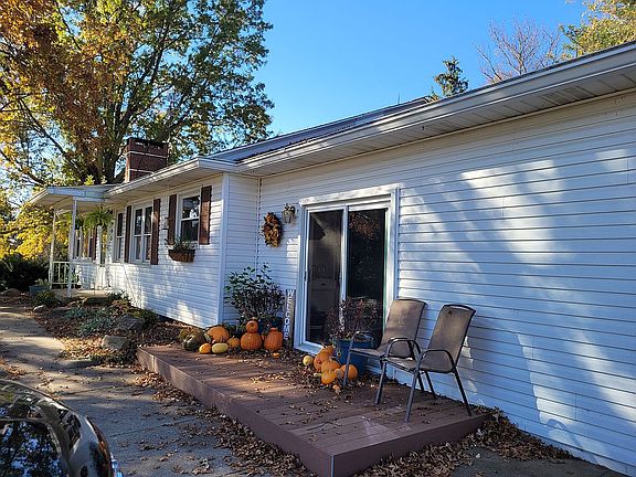 2nd image of 992 County Road 601