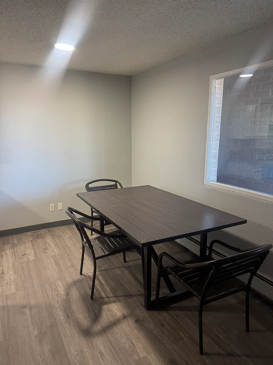Building Photo - 1437 Canyon Rd #21