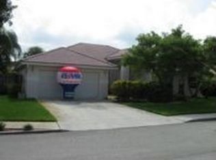 641 SW 93rd Ave, Pembroke Pines, FL 33025