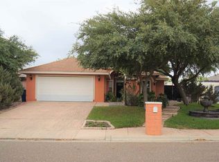 2064 Buenos Aires Dr, Laredo, TX 78045