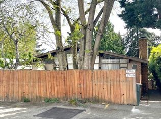 2348 1/2 49th Ave SW, Seattle, WA 98116