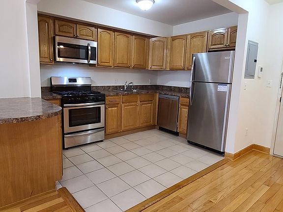 3rd image of 34-43 Francis Lewis Blvd #3-F