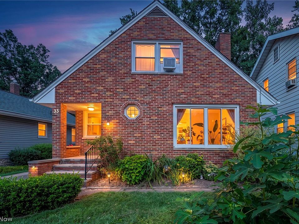 1st image of 33 Devonshire Dr