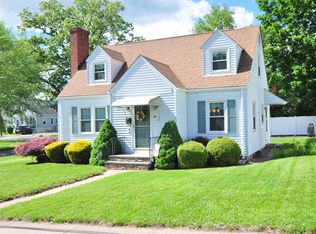 89 Bigelow St, Manchester, CT 06040