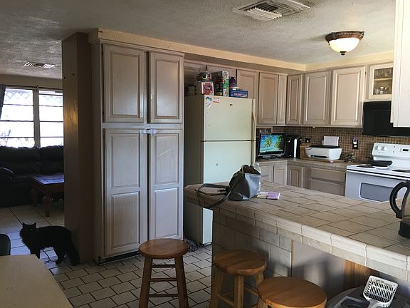 3rd image of 1517 Landau St