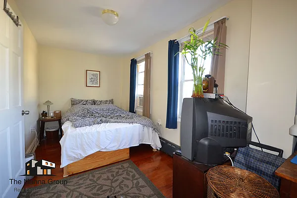 Rented by Bold New York | media 13