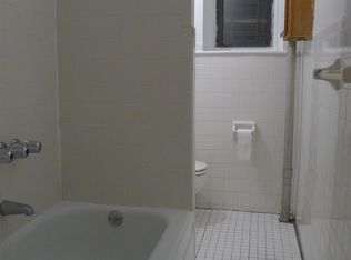 4118 29th St #1D, Long Island City, NY 11101