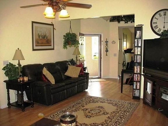 3rd image of 2150 Heatheroak Dr
