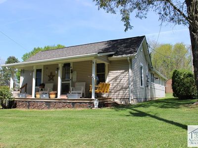 235 Windsor Rd, Woodlawn, VA, 24381