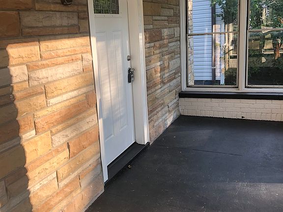 3rd image of 108 S 45th St