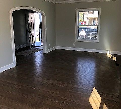 living room - facing front