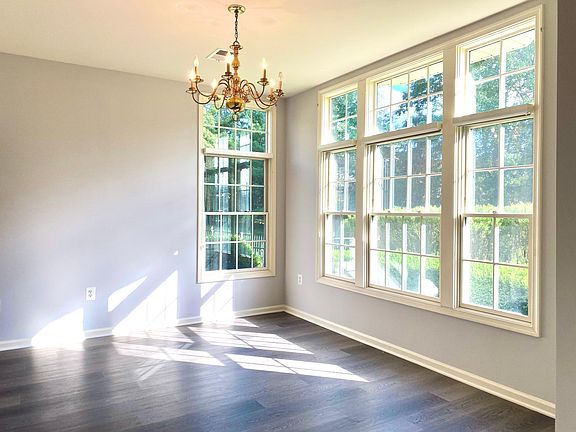 4th image of 301 Regal Blvd #115