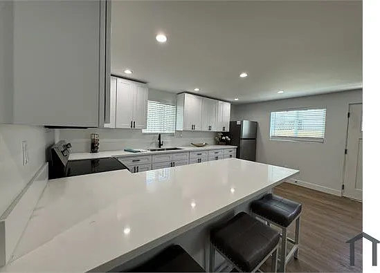 816 E 87th Pl #75 — Photo 9