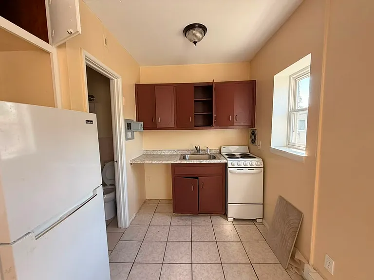 152 Fountain St #2G2 — Photo 1