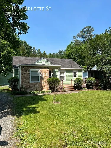 2219 Charlotte St Photo 1