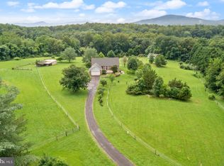 13001 Country View Ln, Amissville, VA 20106