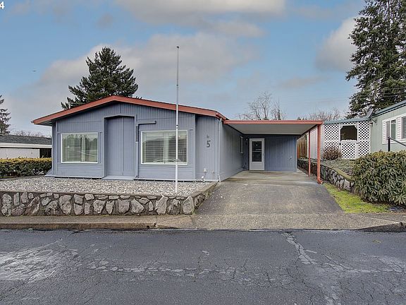 2nd image of 17401 SE 39th St Unit 5
