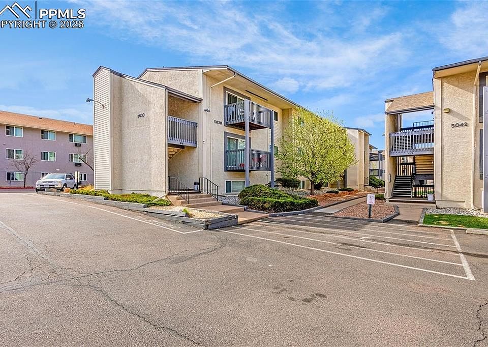 1st image of 5030 El Camino Dr APT 1