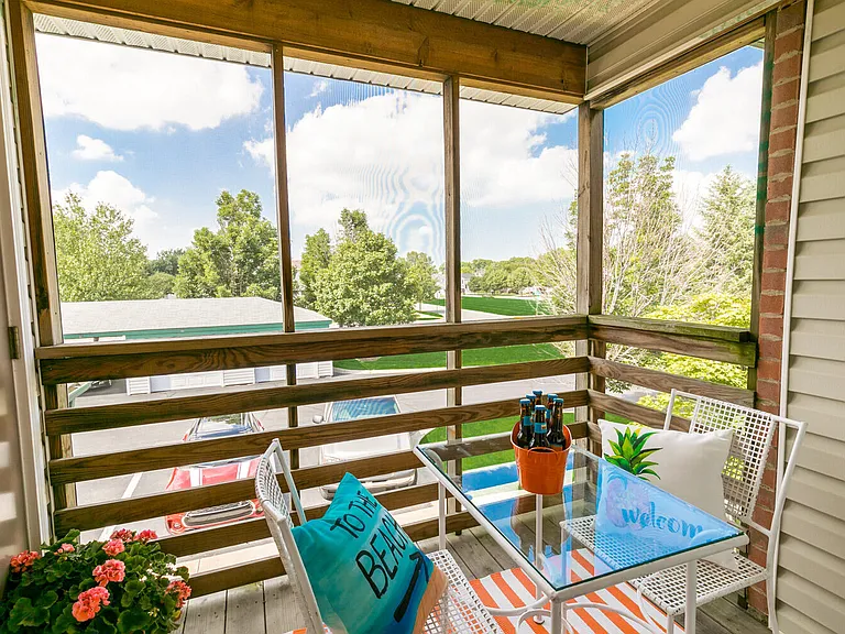 Compass Pointe — Photo 152