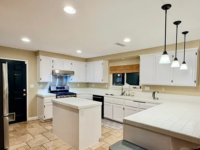 31759 Loma Linda Rd — Photo 12