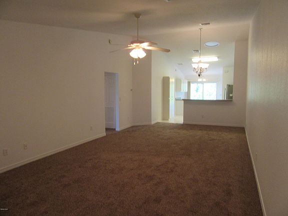 2nd image of 3077 Meadow St