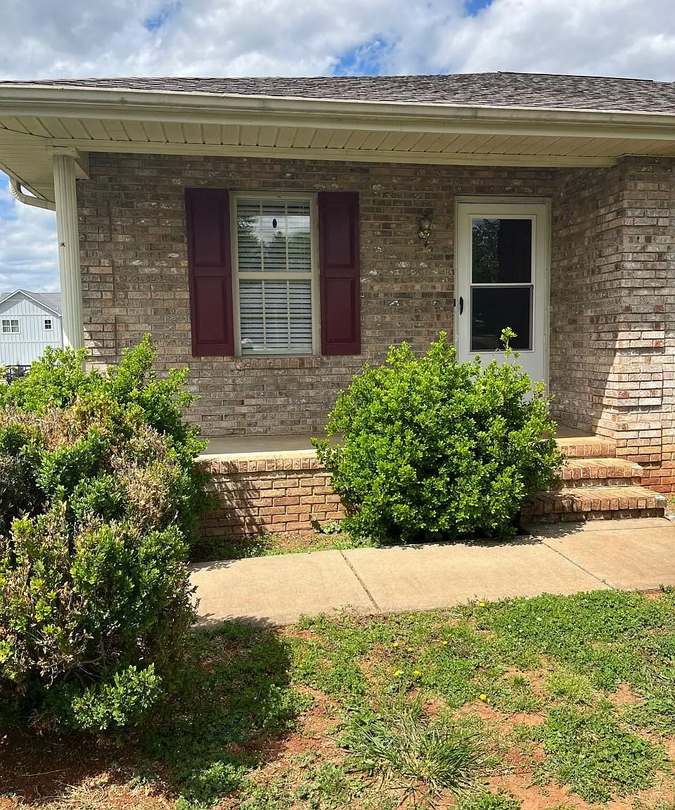 2 bed, 994 sqft, $1,300 — Photo 3