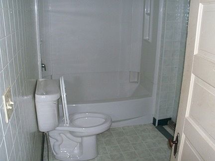 4th image of 902 3rd Ave S