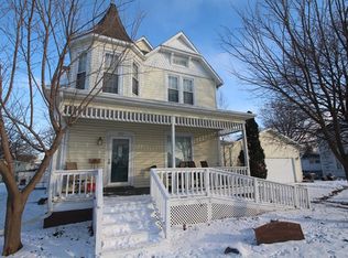 617 Warren St, Duncombe, IA 50532