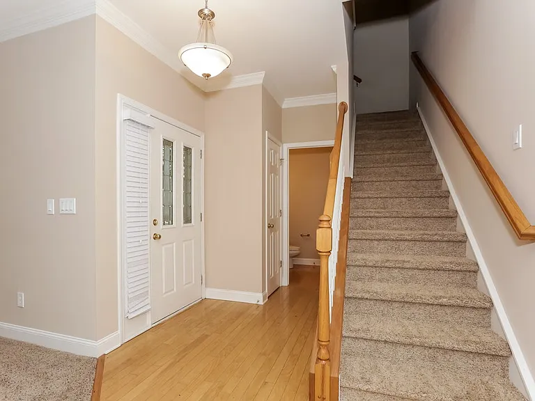 12709 Windyedge Rd — Photo 2